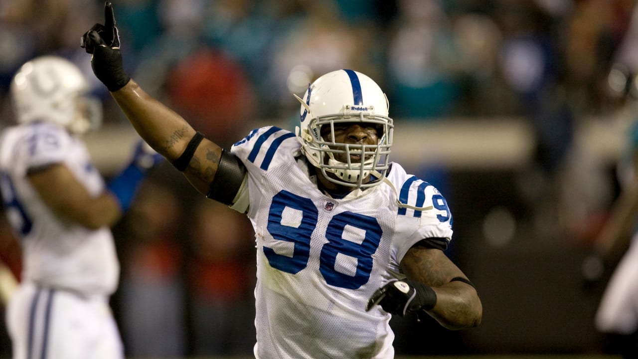 Coach Robert Mathis whipping Indianapolis Colts pass rush in to shape