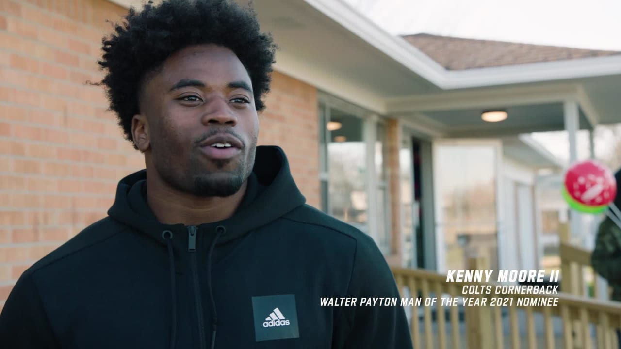 Walter Payton NFL Man Of The Year Nominee: Kenny Moore II Gives Back To  Indianapolis Kids