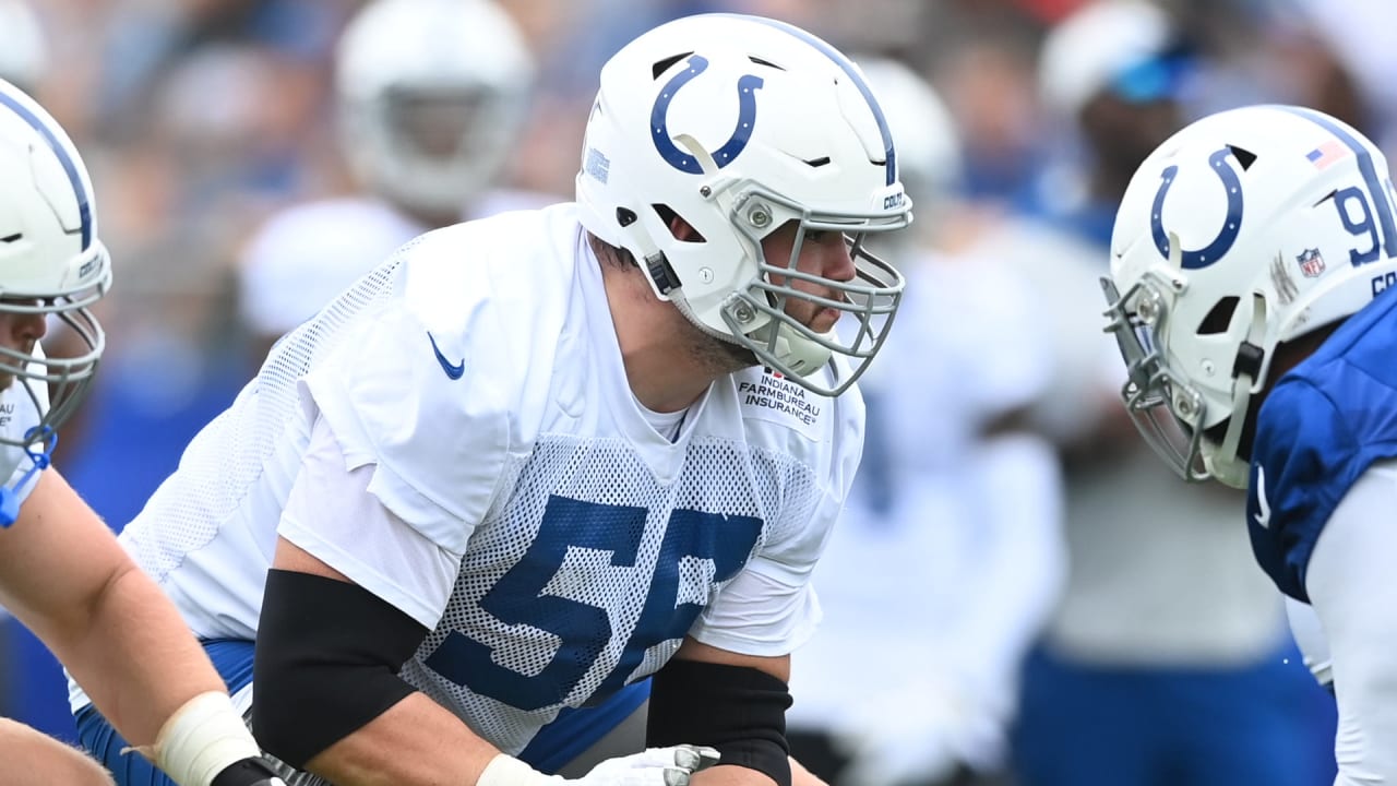 Quenton Nelson to undergo same foot surgery as Wentz