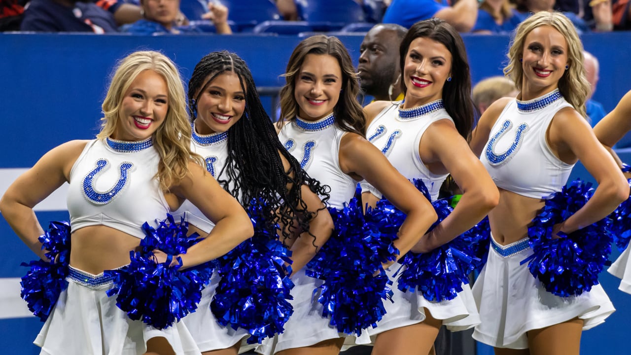 Cheer Highlights Colts vs. Bears