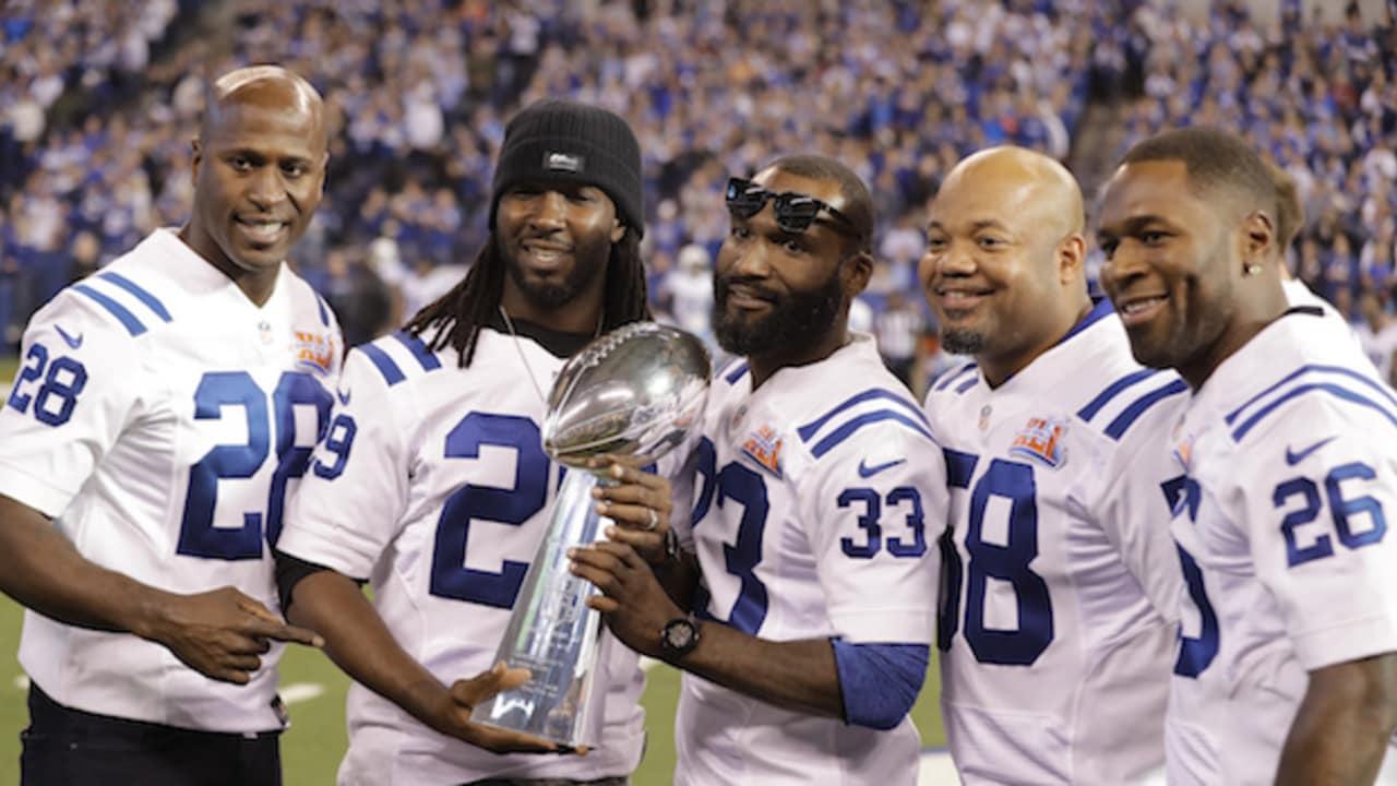 Super Bowl Reunion Can Wait. Colts Duties Beckon. - The New York Times