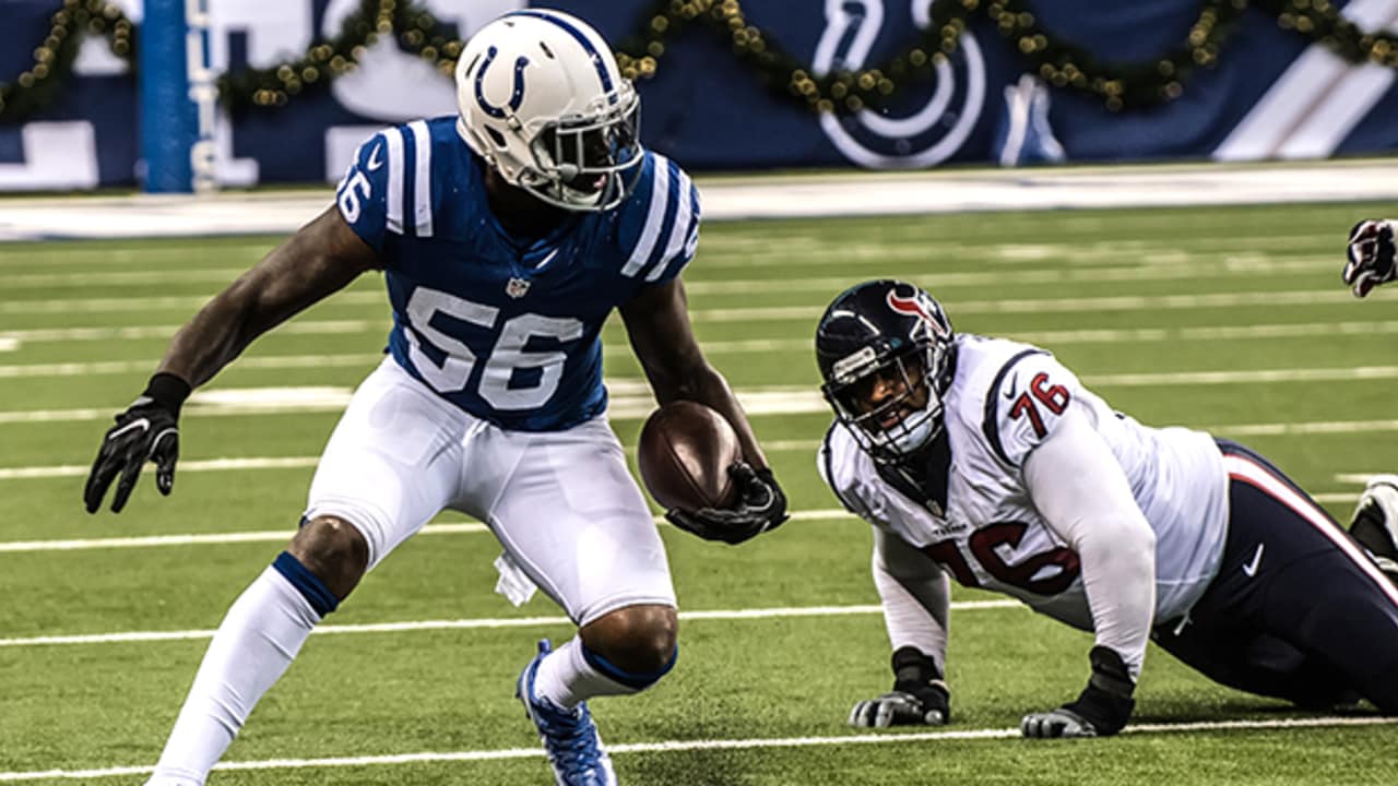 Akeem Ayers’ Interception Displays Veteran’s Versatility