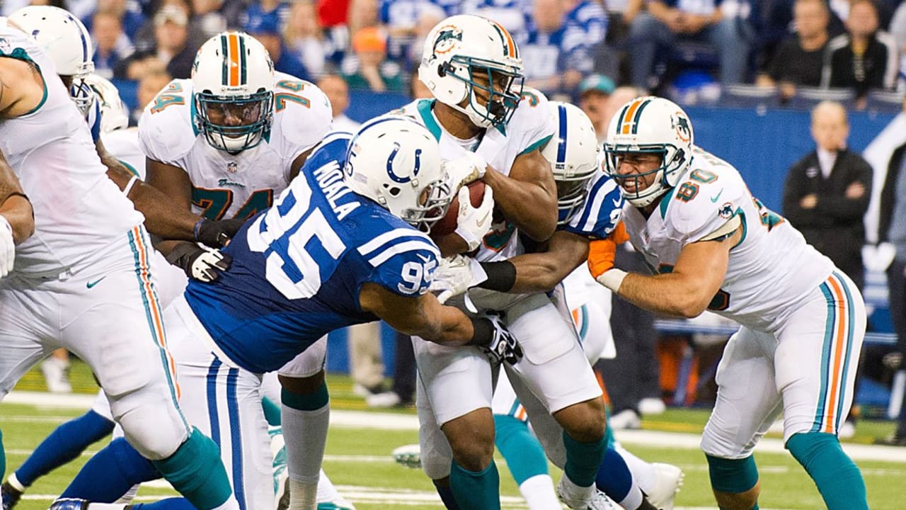 Colts vs Dolphins Fili Moala