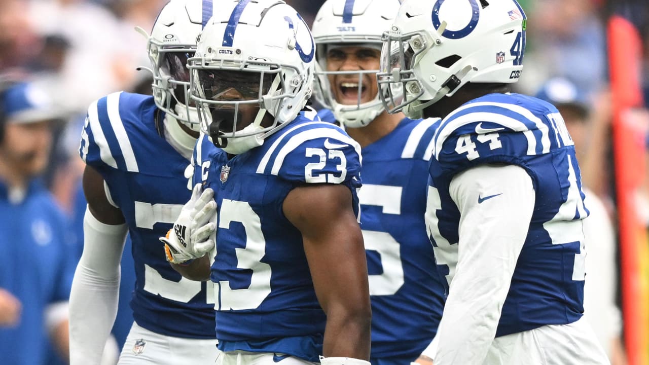 Kenny Moore II, Colts' D set the tone from start to finish; dominate Texans