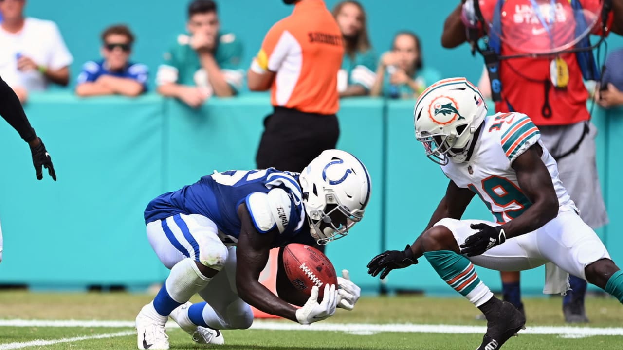 Reynoldsburg, Malone product Ashton Dulin celebrates first NFL TD