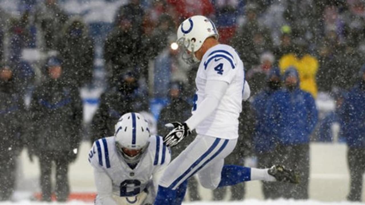 A blind Muncie woman's emotional moment meeting Colts kicker Adam Vinatieri