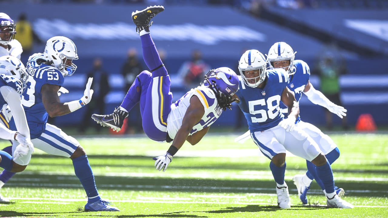 Check out the stats and notes from the Colts' Week 2 victory over the  Minnesota Vikings