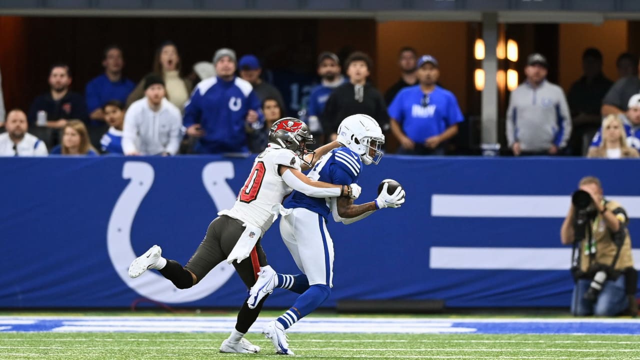 HIGHLIGHT Isaiah Rodgers Intercepts Tom Brady's Deep Pass