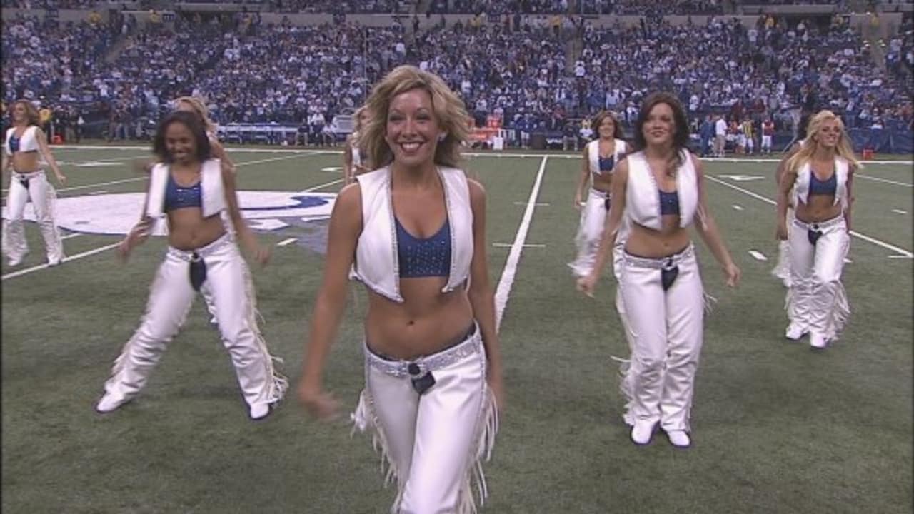 Cheerleader Pregame Routine: 11/15/09