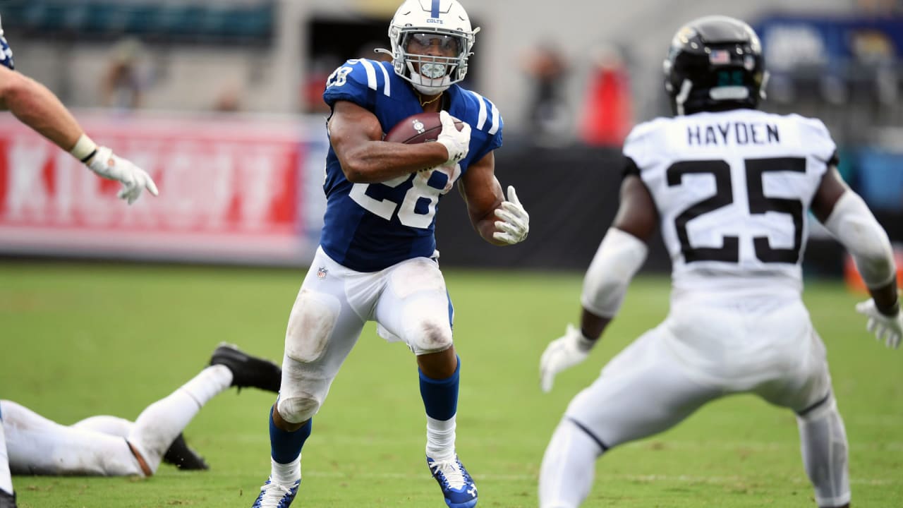 Jonathan Taylor Fantasy Outlook: When will rookie unseat Marlon Mack as  Colts' RB1?