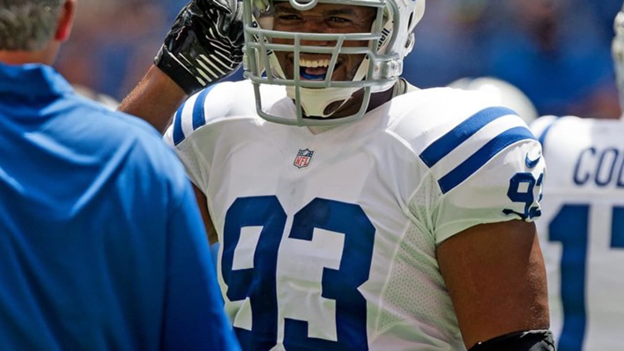 COLTS TOP DRAFT PICK: DEFENSIVE LINEMAN