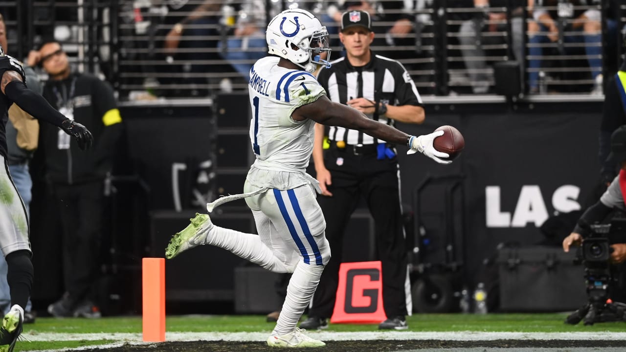 Indianapolis Colts wide receiver Parris Campbell (1) makes a catch