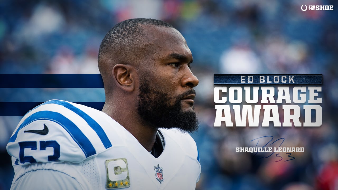 INDIANAPOLIS, IN - OCTOBER 30: Indianapolis Colts linebacker Shaquille  Leonard (53) heads up field after his interception during an NFL game  between the Washington Commanders and the Indianapolis Colts on October 30