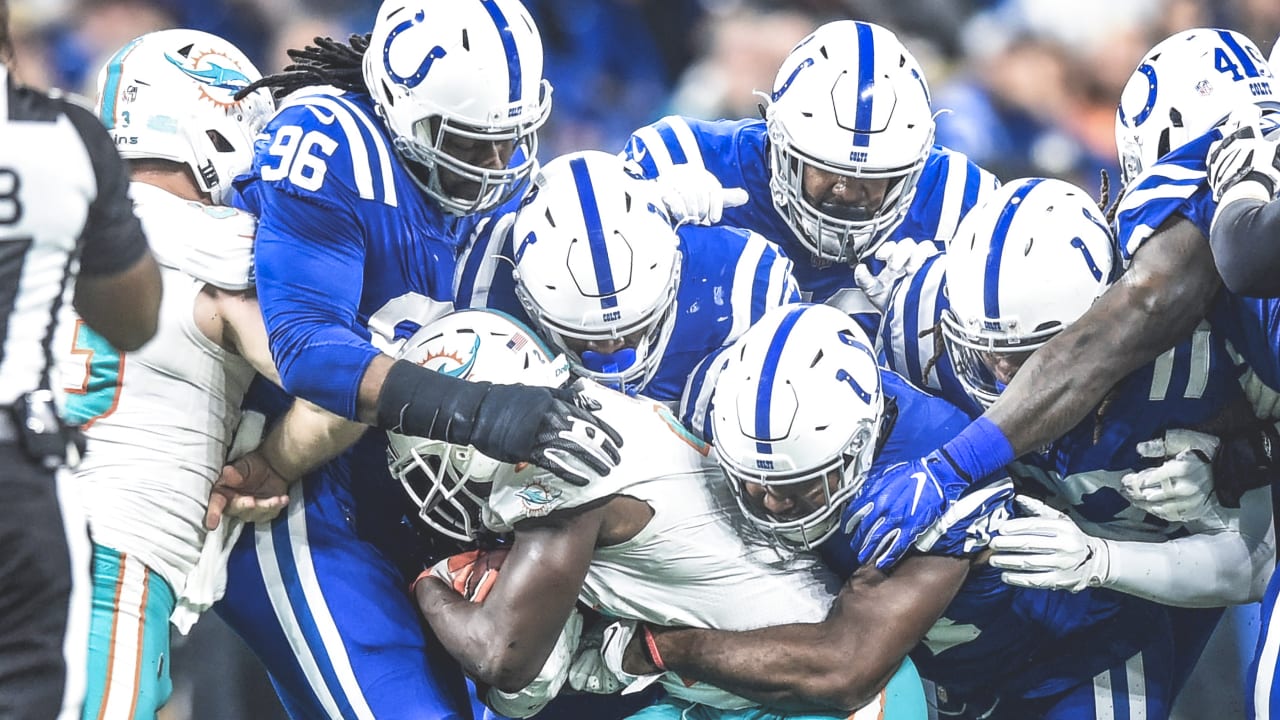 Baltimore Ravens: Previewing Ravens-Colts in the Trenches