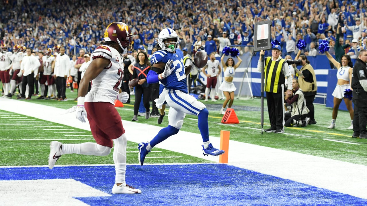 Indianapolis Colts running back Nyheim Hines (21) during pregame warmups  before an NFL football game against the Houston Texans on Sunday, September  11, 2022, in Houston. (AP Photo/Matt Patterson Stock Photo - Alamy