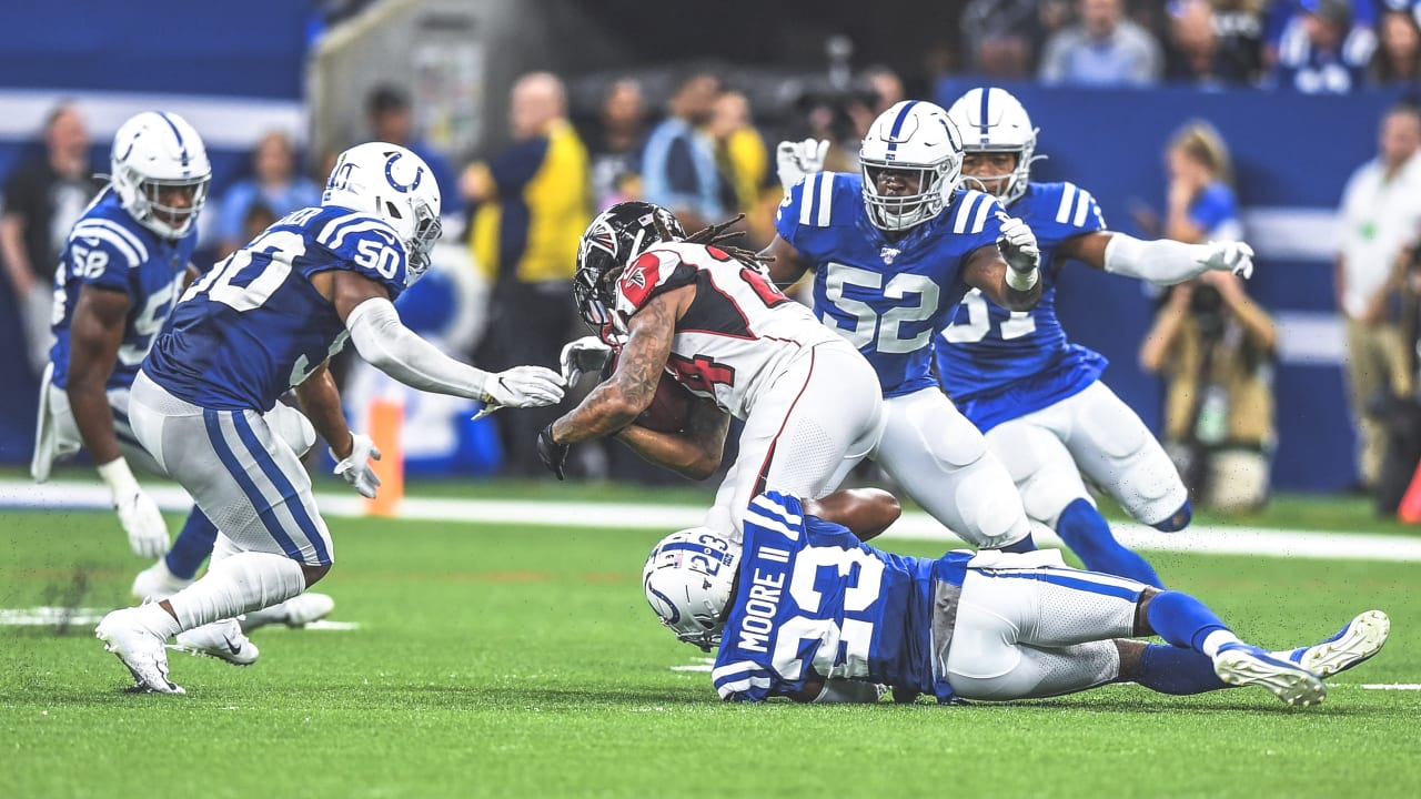 With training camp a few weeks away, let's take a look at some building  points for the Colts' defense heading into the 2020 season