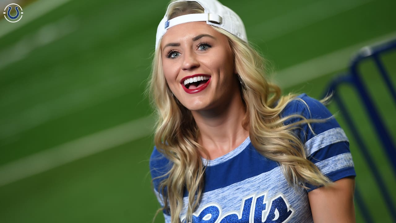 Cheerleader Of The Week Sammy