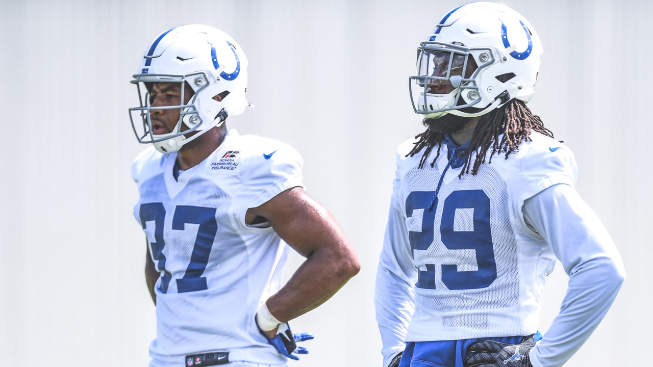 2020 Colts Burning Questions: Breaking down the center position