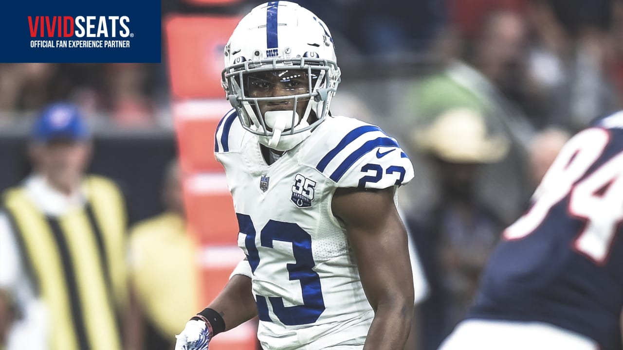 Indianapolis Colts' Zaire Franklin suffers back injury vs. Rams