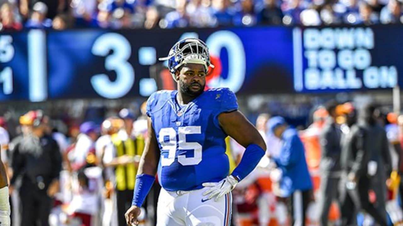 New York Giants defensive tackle Johnathan Hankins (95) celebrates