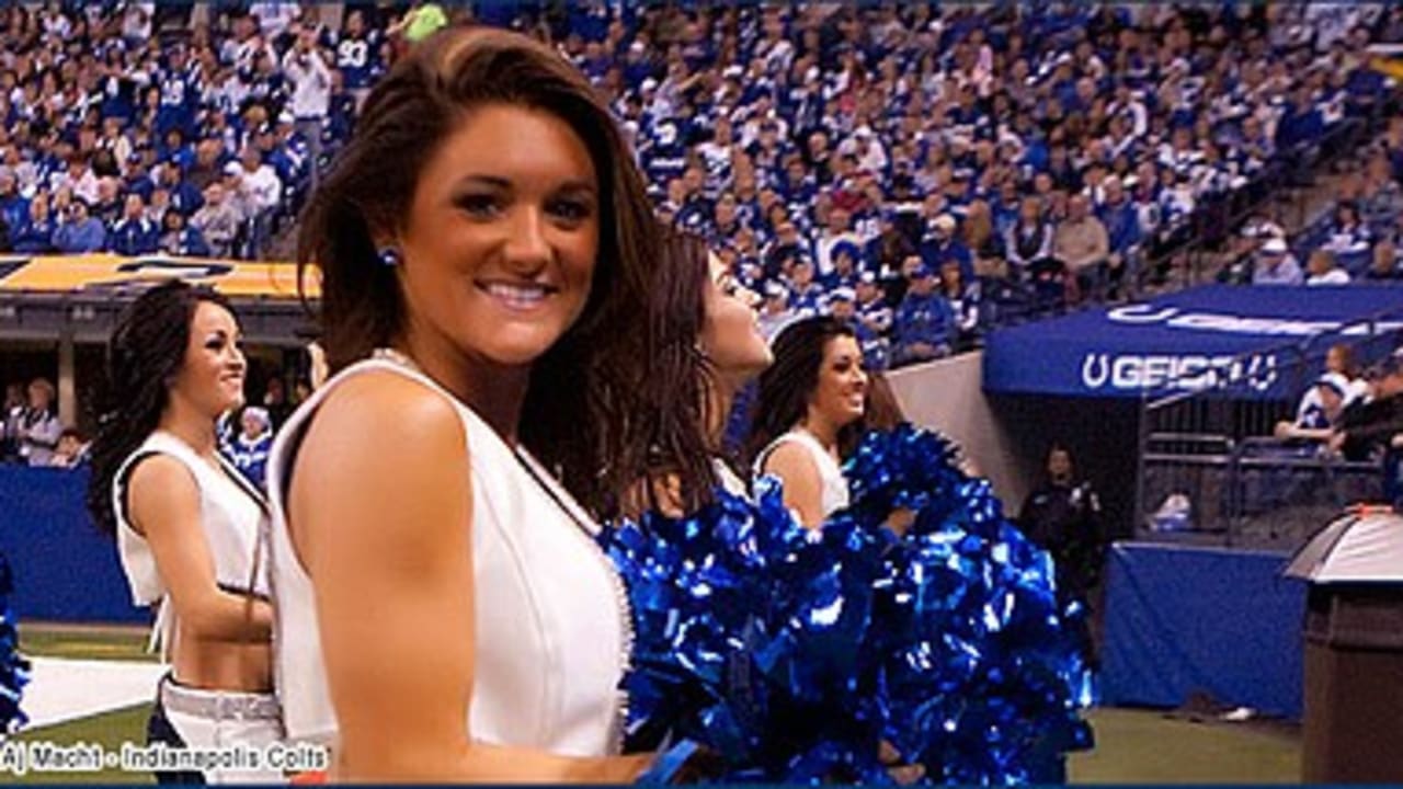 The Jets Flight Crew cheerleaders pump up fans for Monday night's game