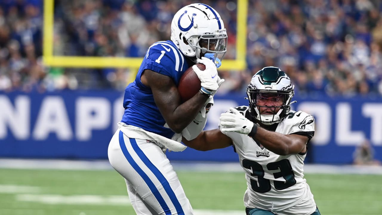 Can't-Miss Play: Baltimore Ravens quarterback Lamar Jackson scrambles for  an incredible 43-yard dime to wide receiver Zay Flowers