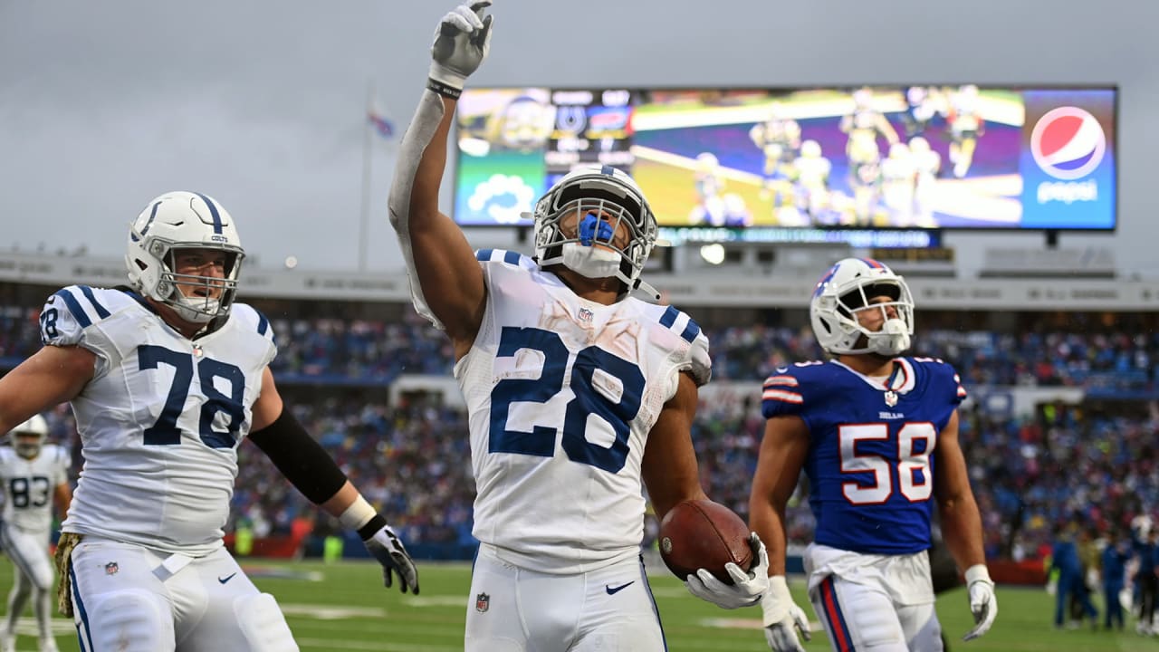 Bills Notebook: Nyheim Hines wins weekly special teams award