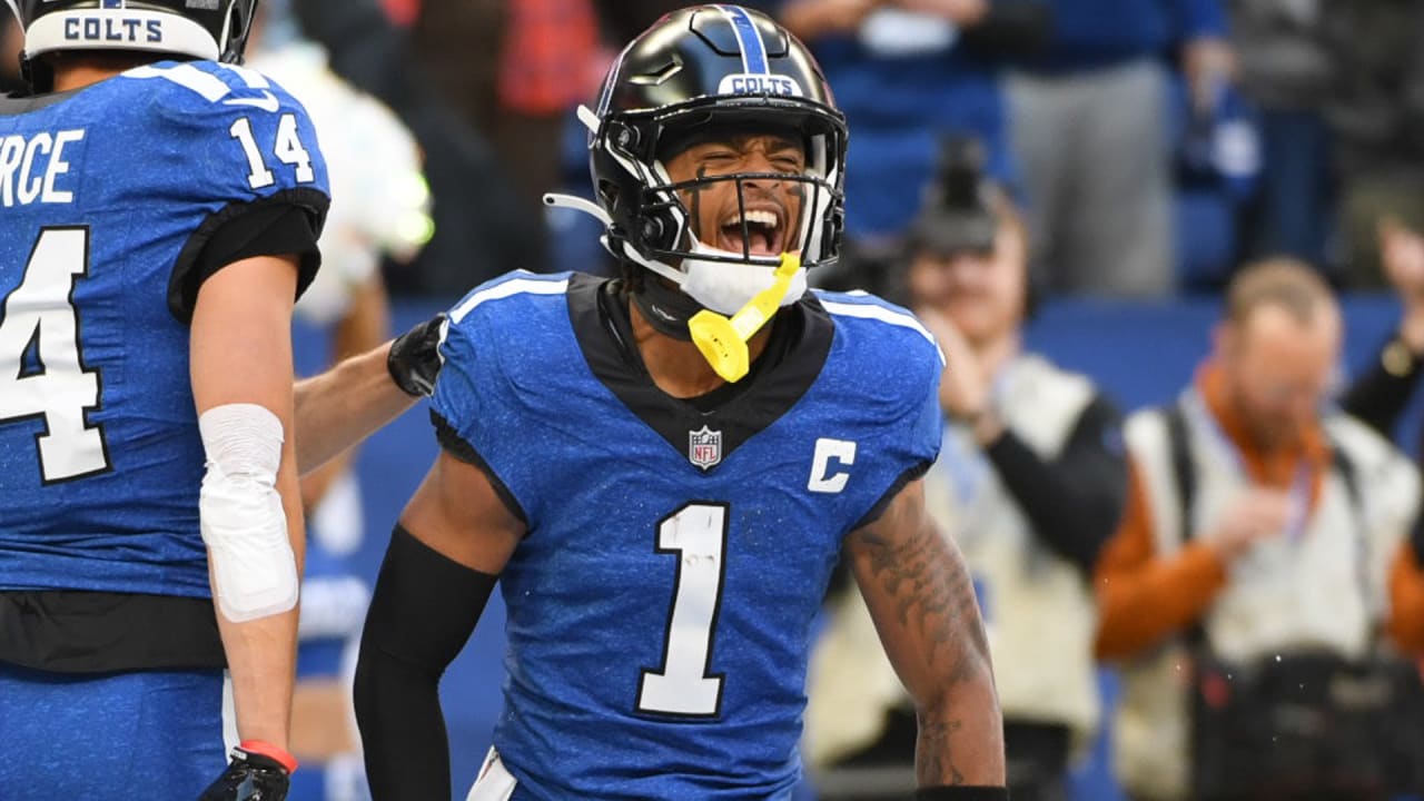 Every Josh Downs' catch from 125-yard game Week 7