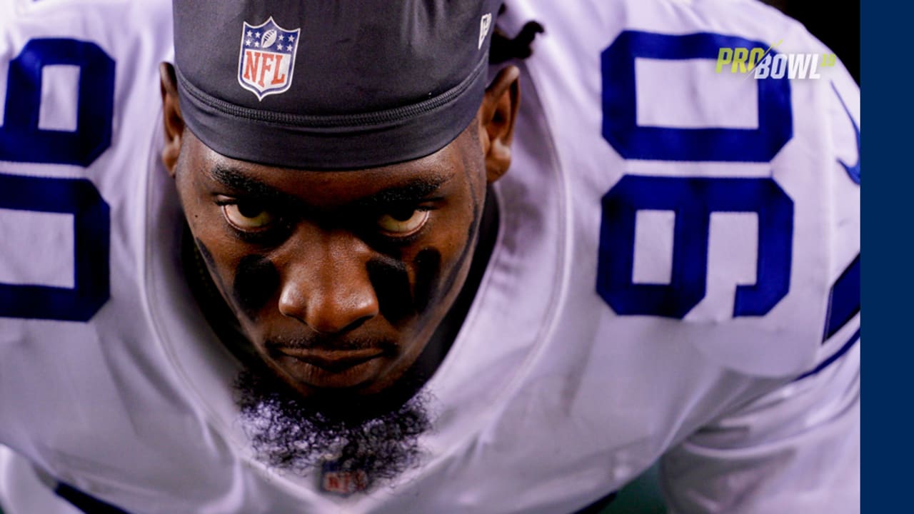 Cowboys' DE DeMarcus Lawrence leads NFL in pressures