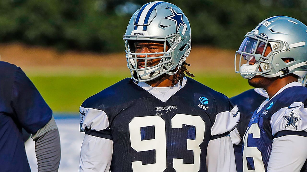 Raiders' Gerald McCoy gets back jersey No. 93