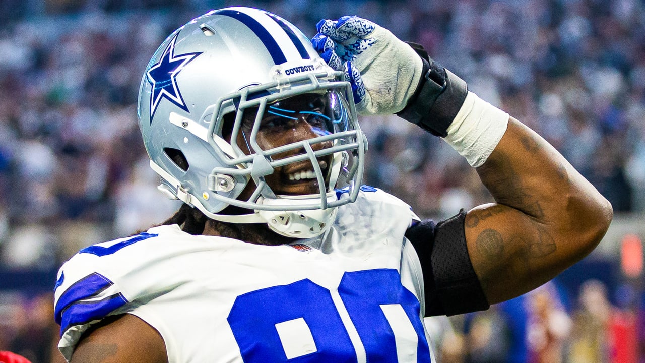 Dallas Cowboys bring DeMarcus Lawrence back on three-year deal