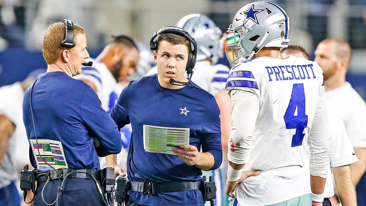 Dallas Cowboys: Is Kellen Moore the right backup quarterback?