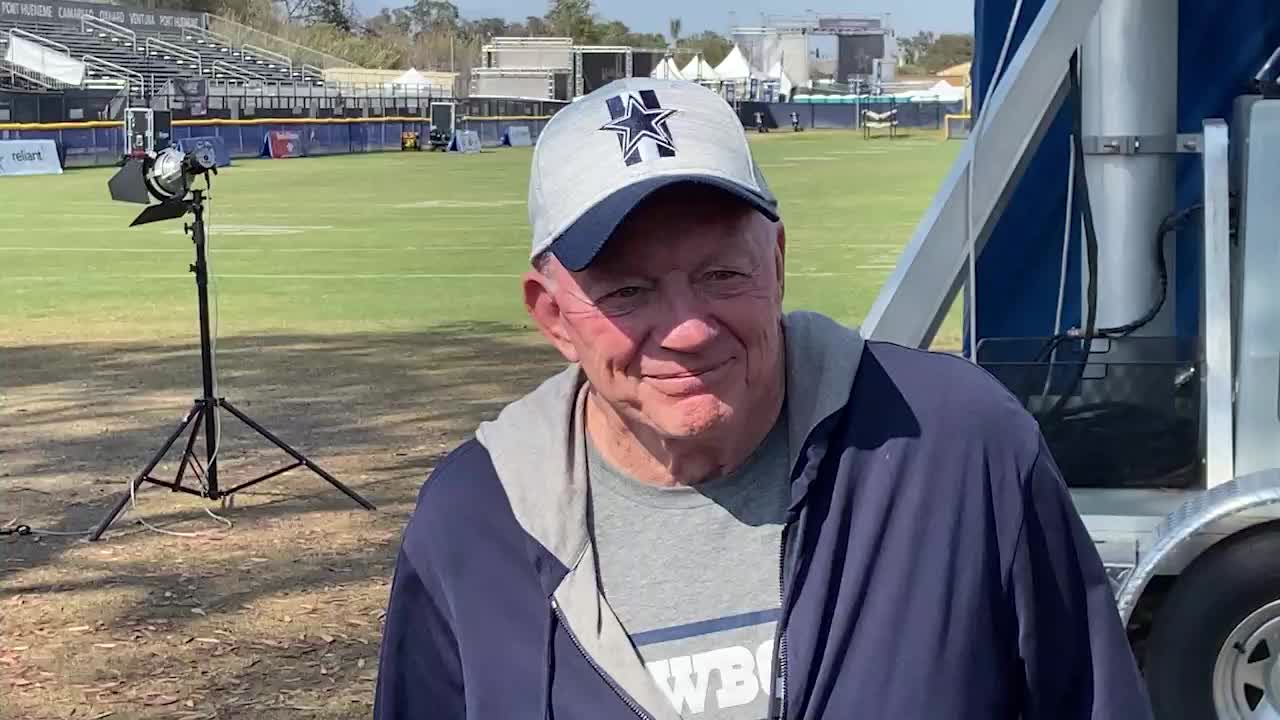 Jerry Jones is adjusting surprisingly well to first training camp