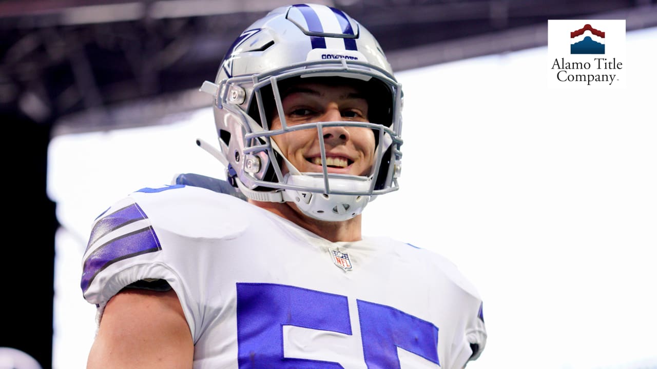 Leighton Vander Esch buys his high school a new weight room - NBC