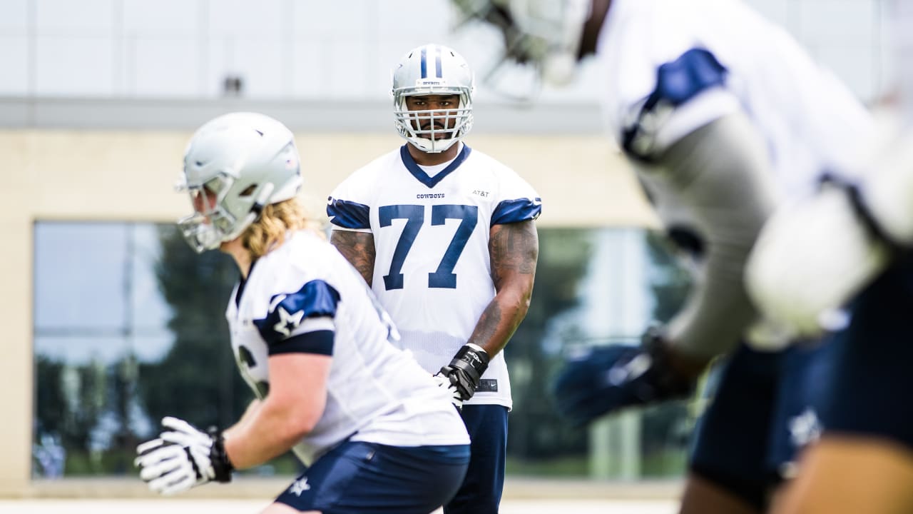 Battle Lines: How Tyron Smith Affects OT Position