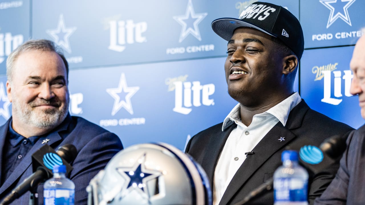 Cowboys introduce first round pick Tyler Smith