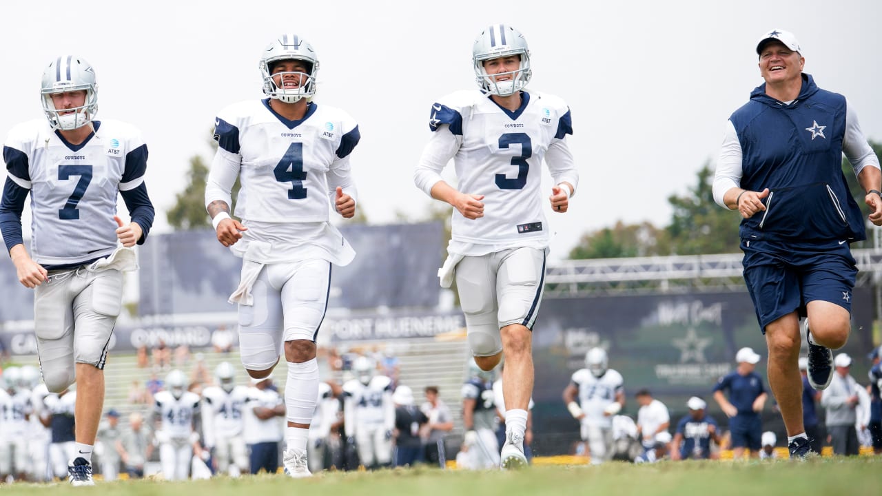 Dallas Cowboys: Who will win backup QB battle?