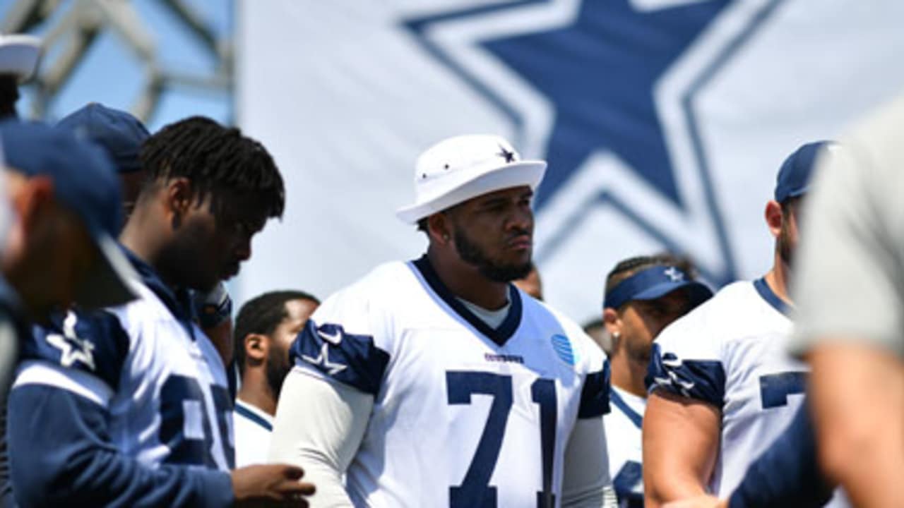 Dallas Cowboys solidify offensive line, extend tackle La'el