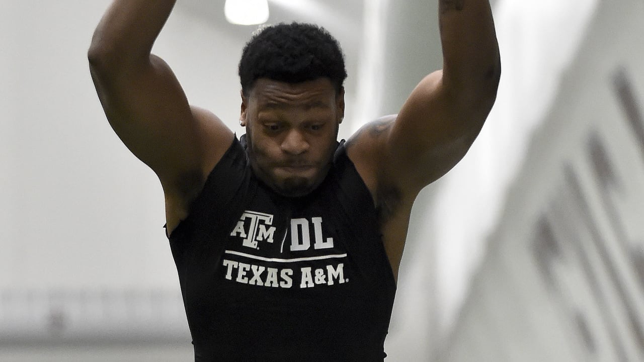 Myles Garrett shines at Texas A&M's NFL pro day