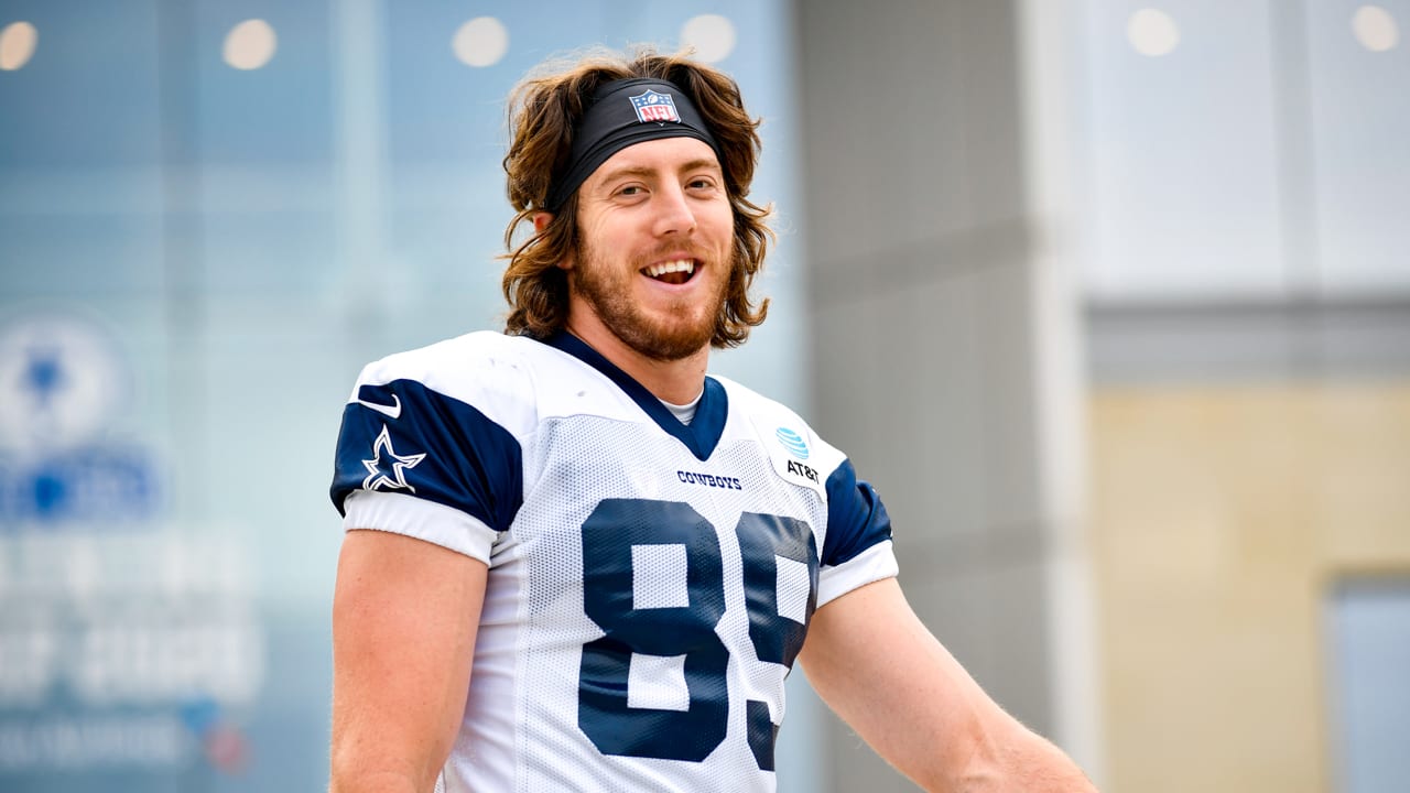 Dallas Cowboys Cut Blake Jarwin as He Fights Back from Hip Surgery