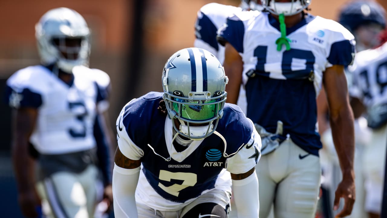 Dallas Cowboys hold first team practice of the season