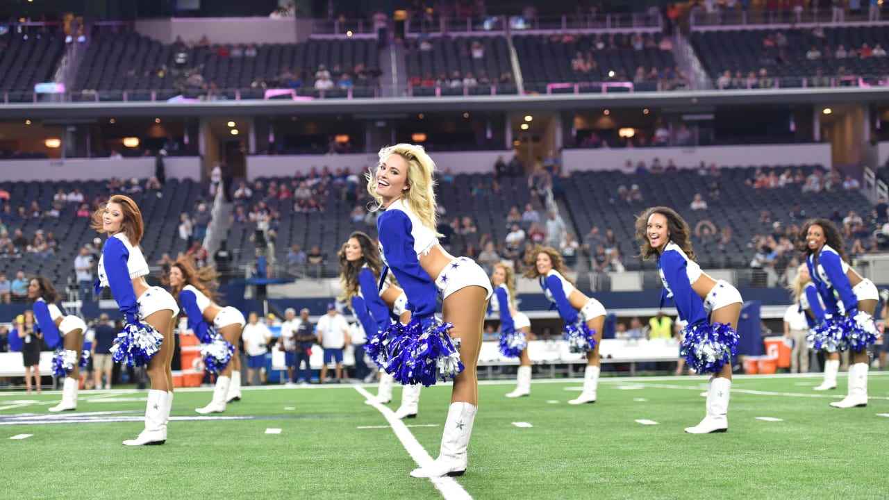 Dallas Cowboys Cheerleaders donate iconic uniforms to the museum's sports  collection