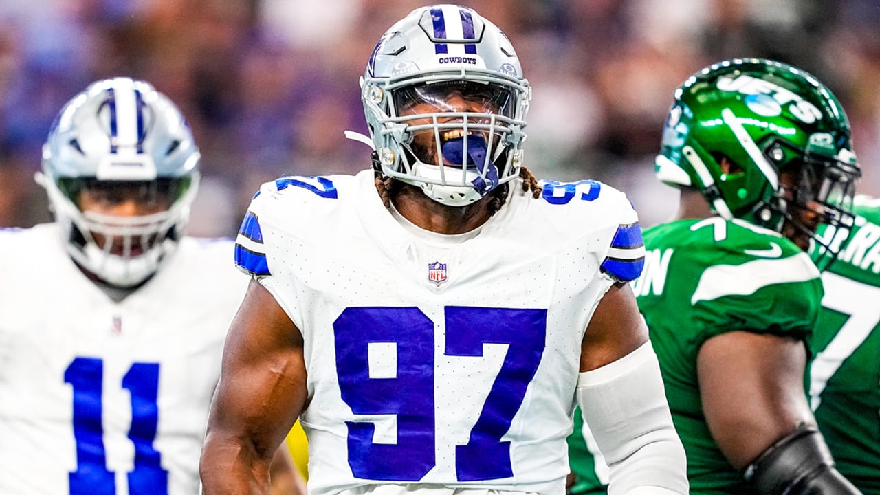 Dallas Cowboys: 3 Breakout defensive stars helping early success