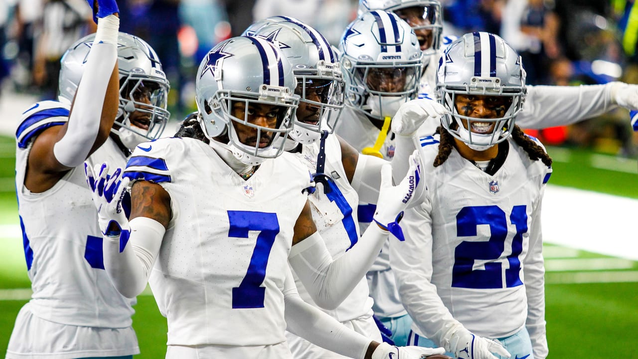 Detroit Lions vs Dallas Cowboys live online: Diggs interception