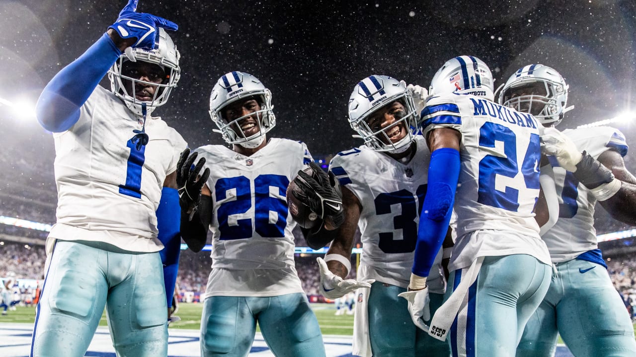 Dallas Cowboys showcase dominant defense in blowout victory over New York Giants BVM Sports