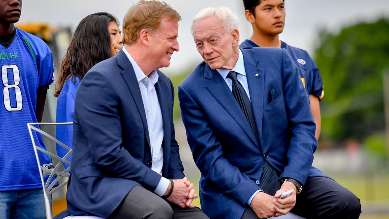 Dallas Cowboys Make Hellas Construction Official Turf Provider