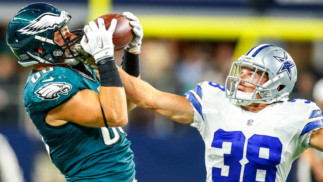 Dallas Cowboys: Exercising caution with Leighton Vander Esch wise