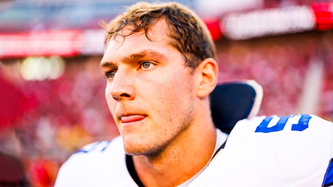 Dallas Cowboys linebacker Leighton Vander Esch placed on injured reserve due to neck injury