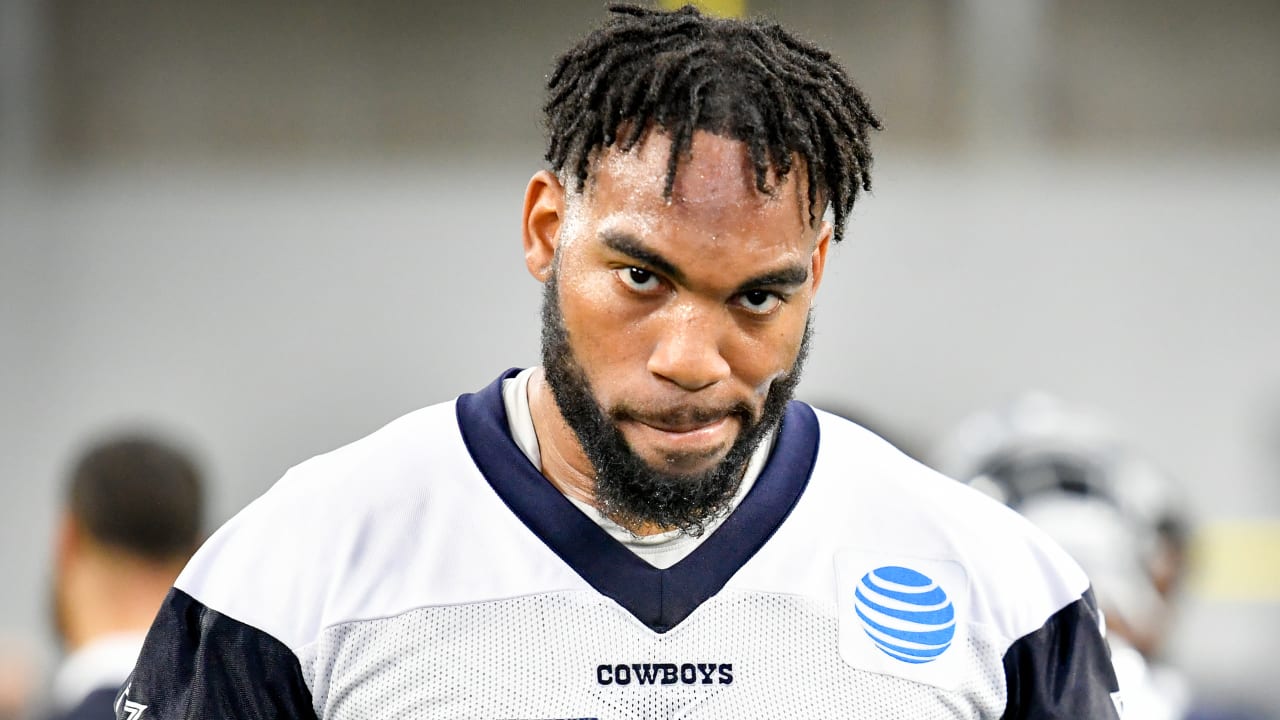 Cowboys' Rico Gathers trying football