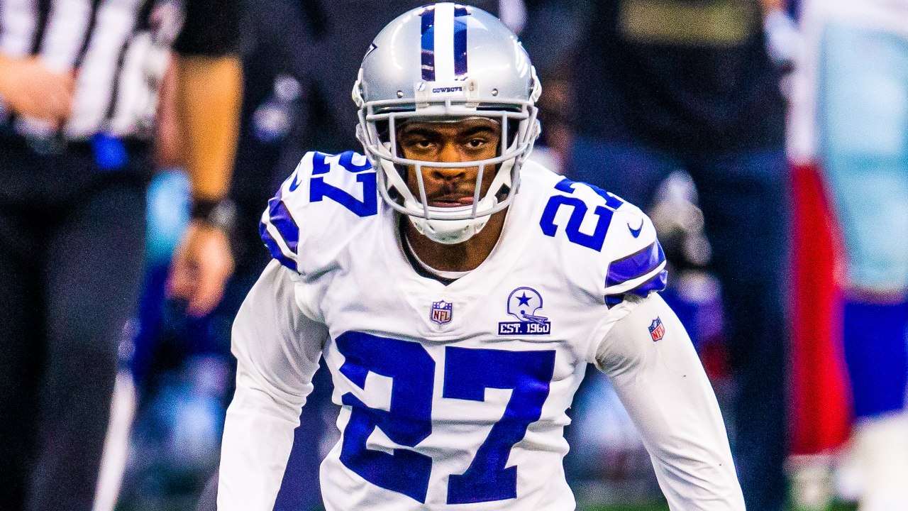 Cowboys CB Trevon Diggs suffers torn ACL in left knee